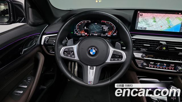 BMW 5 Series (G30) 530i M Sport Package 2023 — фото 13