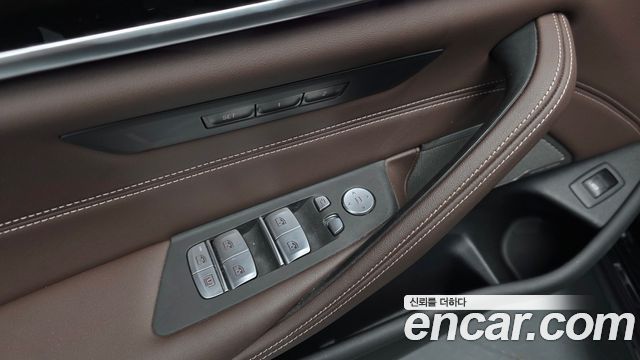 BMW 5 Series (G30) 530i M Sport Package 2023 — фото 27