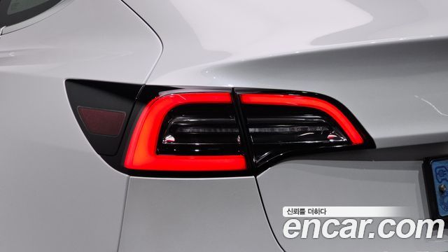 Tesla Model 3 Long Range AWD 2020 — фото 23