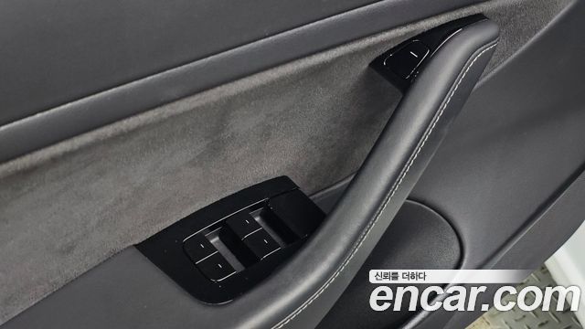 Tesla Model 3 Long Range AWD 2020 — фото 38