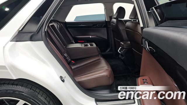 Hyundai Grandeur (GN7) 2,5 Gasoline 2WD Exclusive 2023 — фото 12