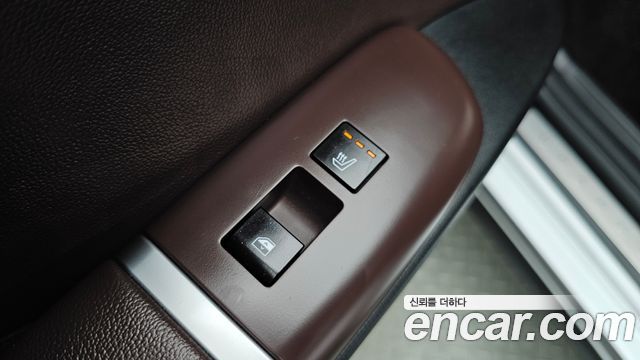 Hyundai Grandeur (GN7) 2,5 Gasoline 2WD Exclusive 2023 — фото 19