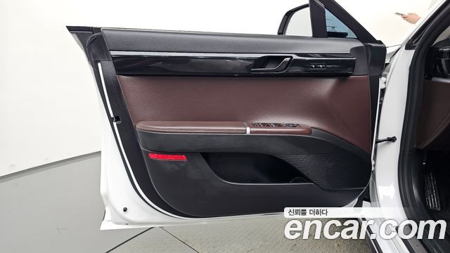 Hyundai Grandeur (GN7) 2,5 Gasoline 2WD Exclusive 2023 — фото 24