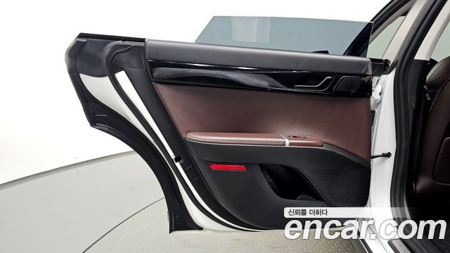 Hyundai Grandeur (GN7) 2,5 Gasoline 2WD Exclusive 2023 — фото 25