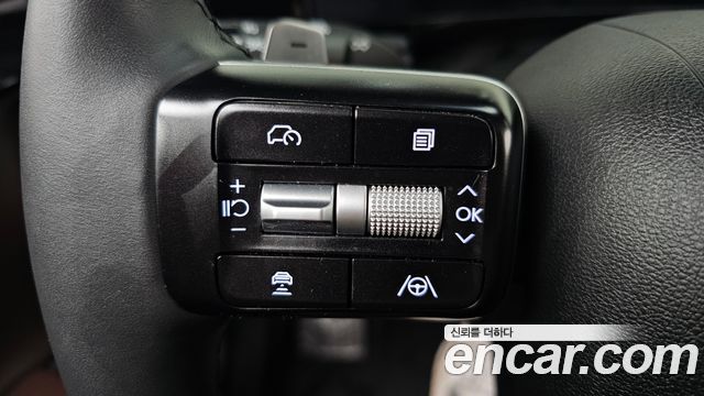 Hyundai Grandeur (GN7) 2,5 Gasoline 2WD Exclusive 2023 — фото 30
