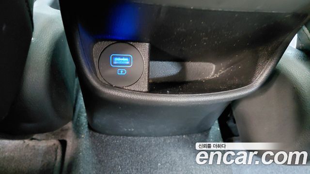 Hyundai Kona Gasoline 1.6 Turbo 2WD Inspiration 2023 — фото 18
