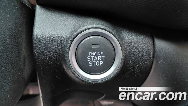 Hyundai Kona Gasoline 1.6 Turbo 2WD Inspiration 2023 — фото 27