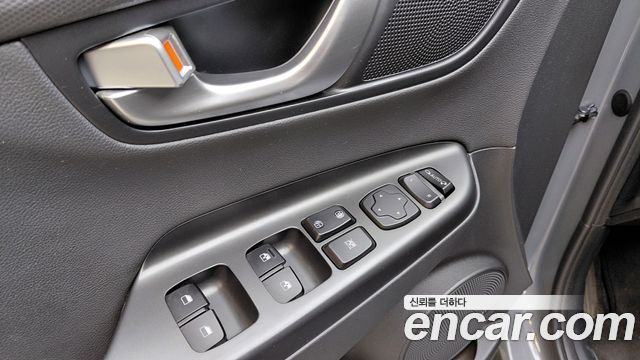 Hyundai Kona Gasoline 1.6 Turbo 2WD Inspiration 2023 — фото 29