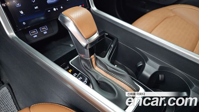 KG Mobility (SsangYong) Torres Gasoline 1.5 4WD T7 2023 — фото 9