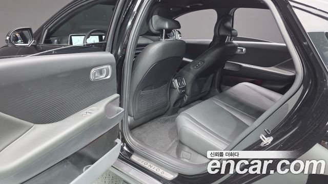 Hyundai Ioniq 6 Long Range Exclusive + 2025 — фото 16
