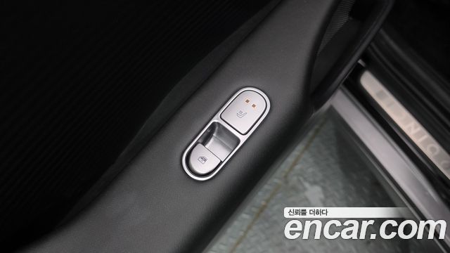 Hyundai Ioniq 6 Long Range Exclusive + 2025 — фото 34
