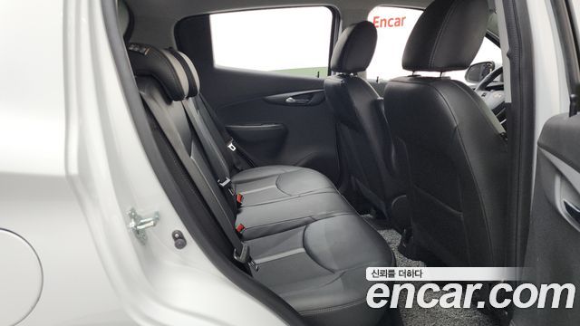 Chevrolet Spark Premier 2022 — фото 11