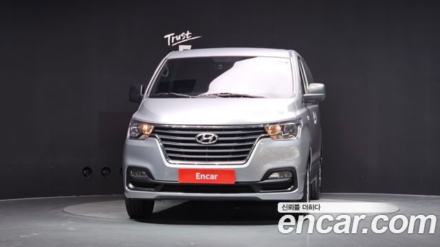 Hyundai Grand Starex Van 3-Seater Smart 2021 — фото 3