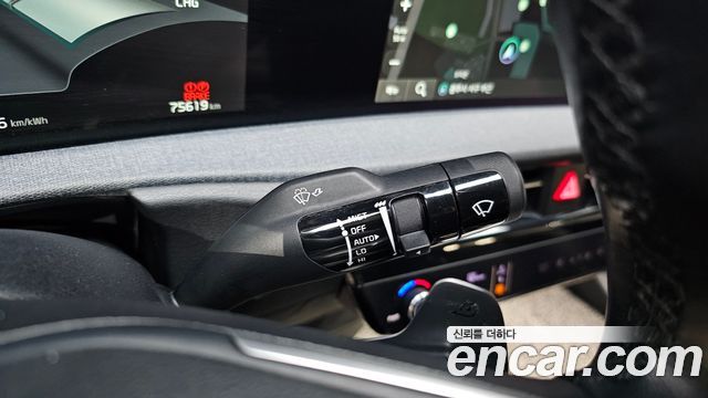 Kia EV6 Long Range 4WD Air 2023 — фото 17
