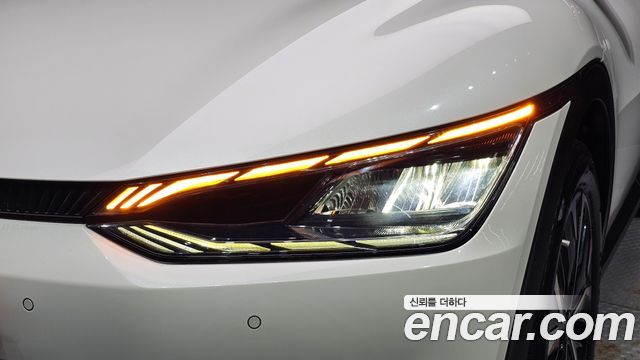 Kia EV6 Long Range 4WD Air 2023 — фото 22