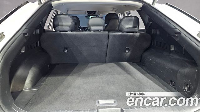 Kia EV6 Long Range 4WD Air 2023 — фото 31