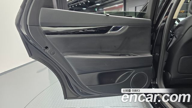 Genesis G80 (RG3) Gasoline 2.5 Turbo AWD 2024 — фото 25