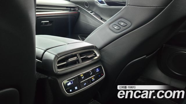 Genesis G80 (RG3) Gasoline 2.5 Turbo AWD 2024 — фото 30