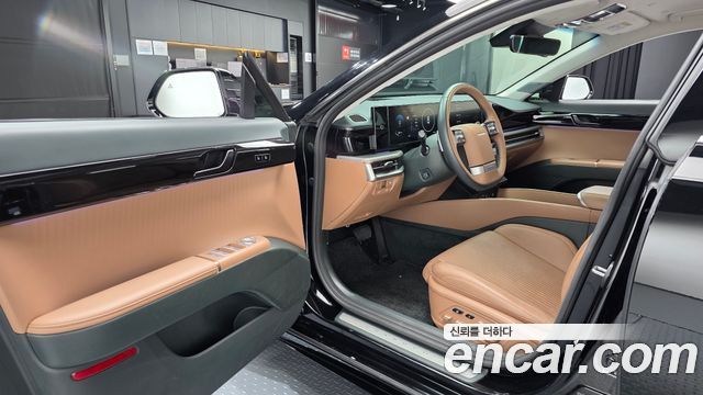 Hyundai Grandeur (GN7) 2,5 Gasoline 2WD Calligraphy 2024 — фото 10