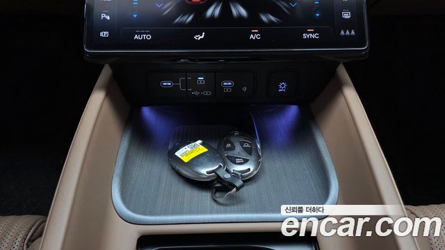 Hyundai Grandeur (GN7) 2,5 Gasoline 2WD Calligraphy 2024 — фото 27