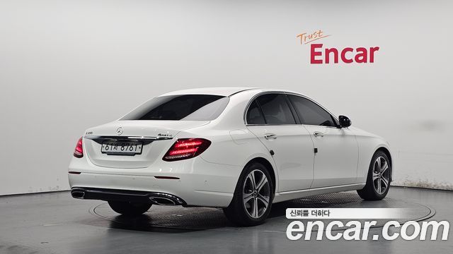 Mercedes-Benz E-Class (W213) E300 Avantgarde 2019 — фото 2