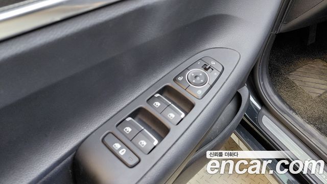 Hyundai Grandeur (IG) 3.0 LPi Rent Car Premium 2022 — фото 28