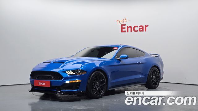 Ford Mustang Coupe