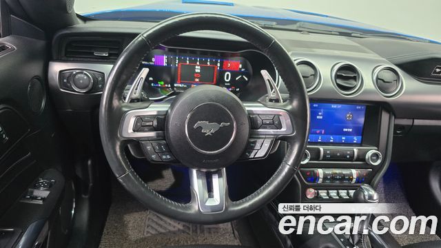Ford Mustang Coupe 2020 — фото 14