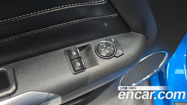 Ford Mustang Coupe 2020 — фото 18