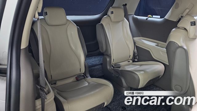 Kia Carnival (IV) Diesel 9-Seater Noblesse 2023 — фото 11