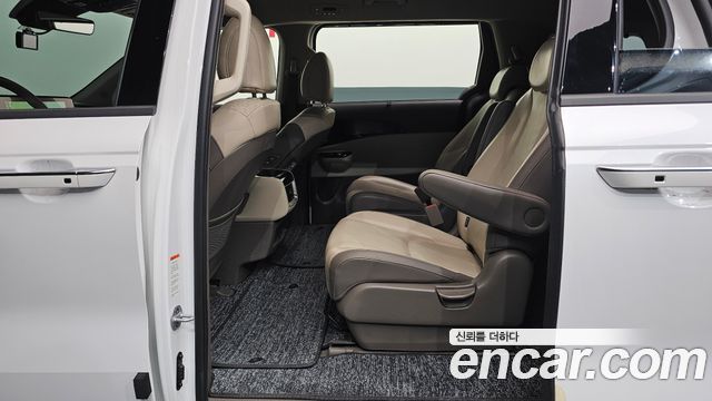 Kia Carnival (IV) Diesel 9-Seater Noblesse 2023 — фото 12