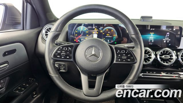 Mercedes-Benz GLB-Class (X247) GLB200 d 2021 — фото 13