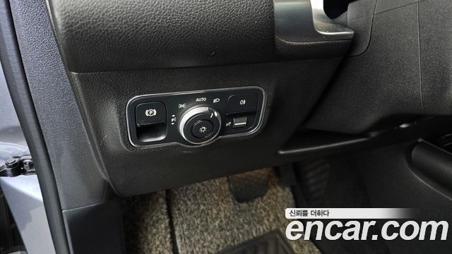 Mercedes-Benz GLB-Class (X247) GLB200 d 2021 — фото 14
