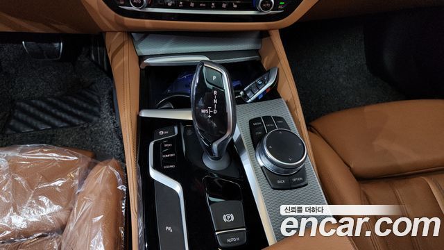BMW 5 Series (G30) 520d M Sport package 2017 — фото 9