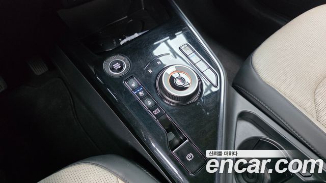 Kia Niro Prestige 2024 — фото 9