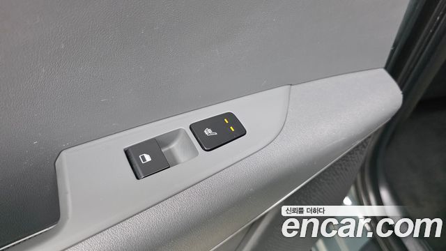 Kia Niro Prestige 2024 — фото 27