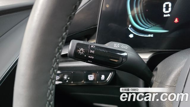 Kia Niro Prestige 2024 — фото 29