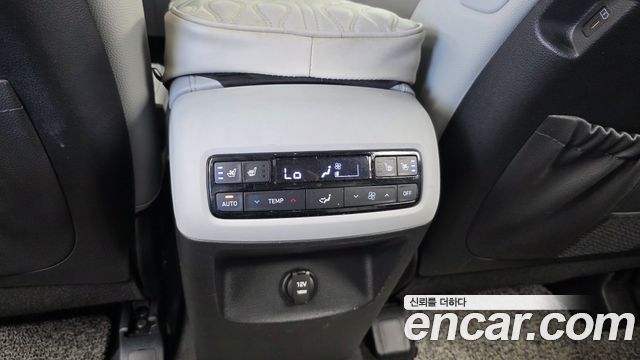 Hyundai Palisade Diesel 2.2 4WD Le Blanc 2024 — фото 19