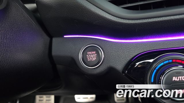 Kia K3 (II) 1.6 Turbo GT 5Door Signature 2022 — фото 20
