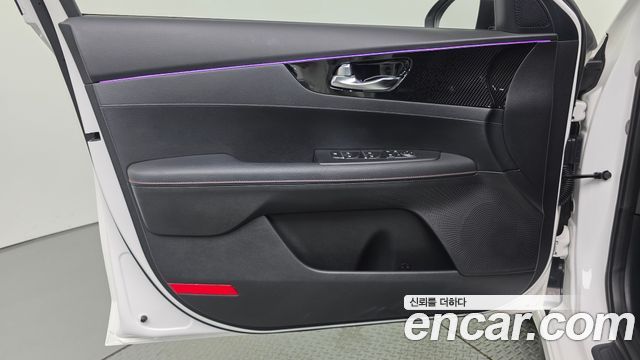 Kia K3 (II) 1.6 Turbo GT 5Door Signature 2022 — фото 24
