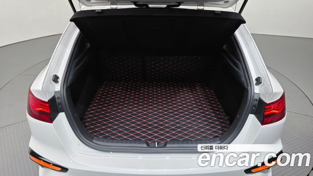 Kia K3 (II) 1.6 Turbo GT 5Door Signature 2022 — фото 32