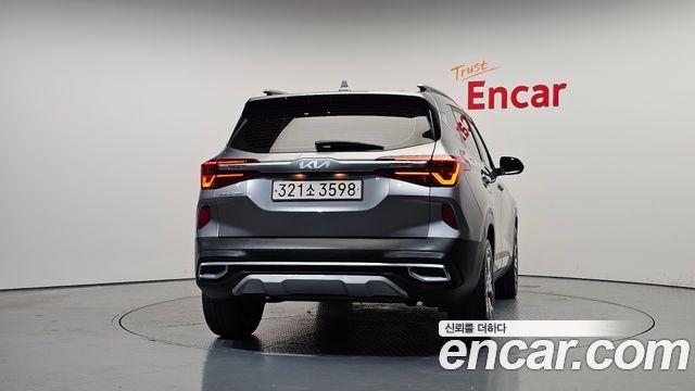 Kia Seltos Gasoline 1.6 Turbo 2WD Signature 2023 — фото 4