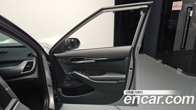 Kia Seltos Gasoline 1.6 Turbo 2WD Signature 2023 — фото 24