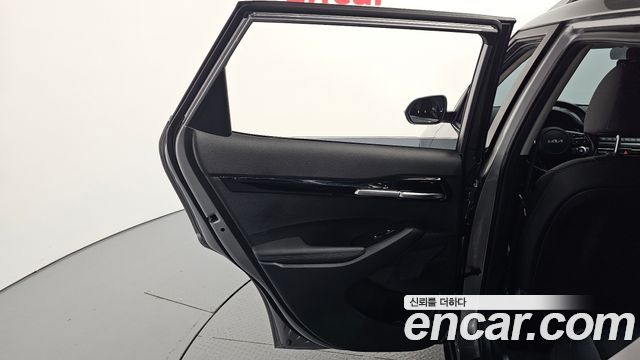 Kia Seltos Gasoline 1.6 Turbo 2WD Signature 2023 — фото 25