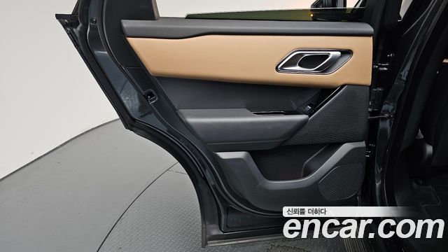 Land Rover Range Rover Velar 3.0 P400 Dynamic HSE 2025 — фото 31