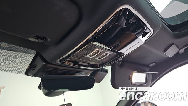Land Rover Range Rover Velar 3.0 P400 Dynamic HSE 2025 — фото 35