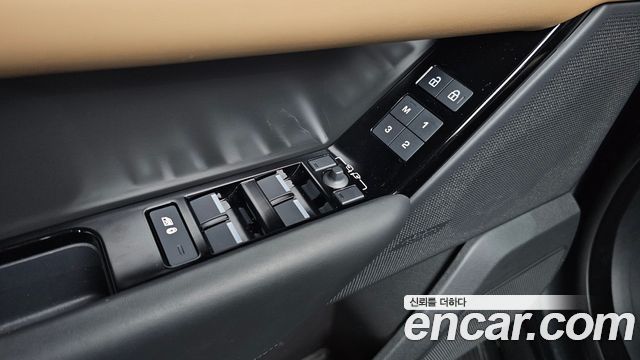 Land Rover Range Rover Velar 3.0 P400 Dynamic HSE 2025 — фото 36