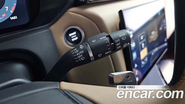 Land Rover Range Rover Velar 3.0 P400 Dynamic HSE 2025 — фото 38