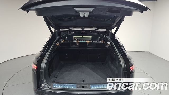 Land Rover Range Rover Velar 3.0 P400 Dynamic HSE 2025 — фото 44