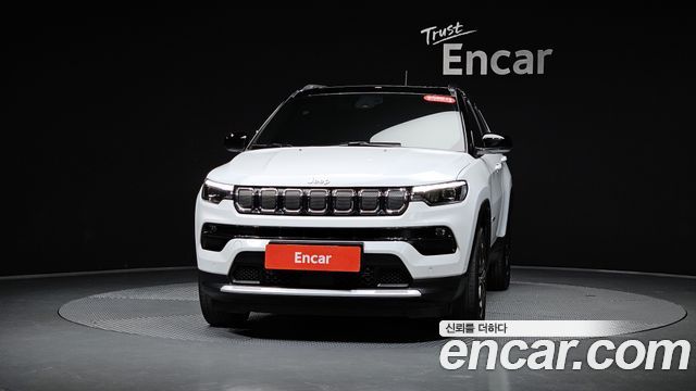Jeep Compass (II) 2.4 Limitied AWD 2022 — фото 3
